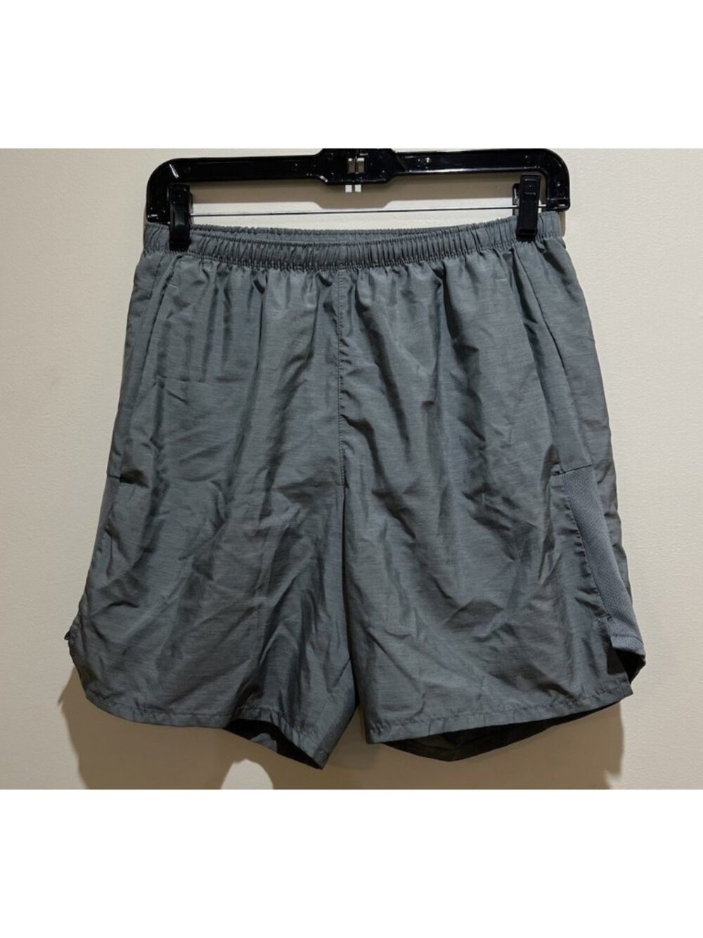 Men's Nike Athletic Running Shorts 6.5” Inseam ~ Size S ~ Gray